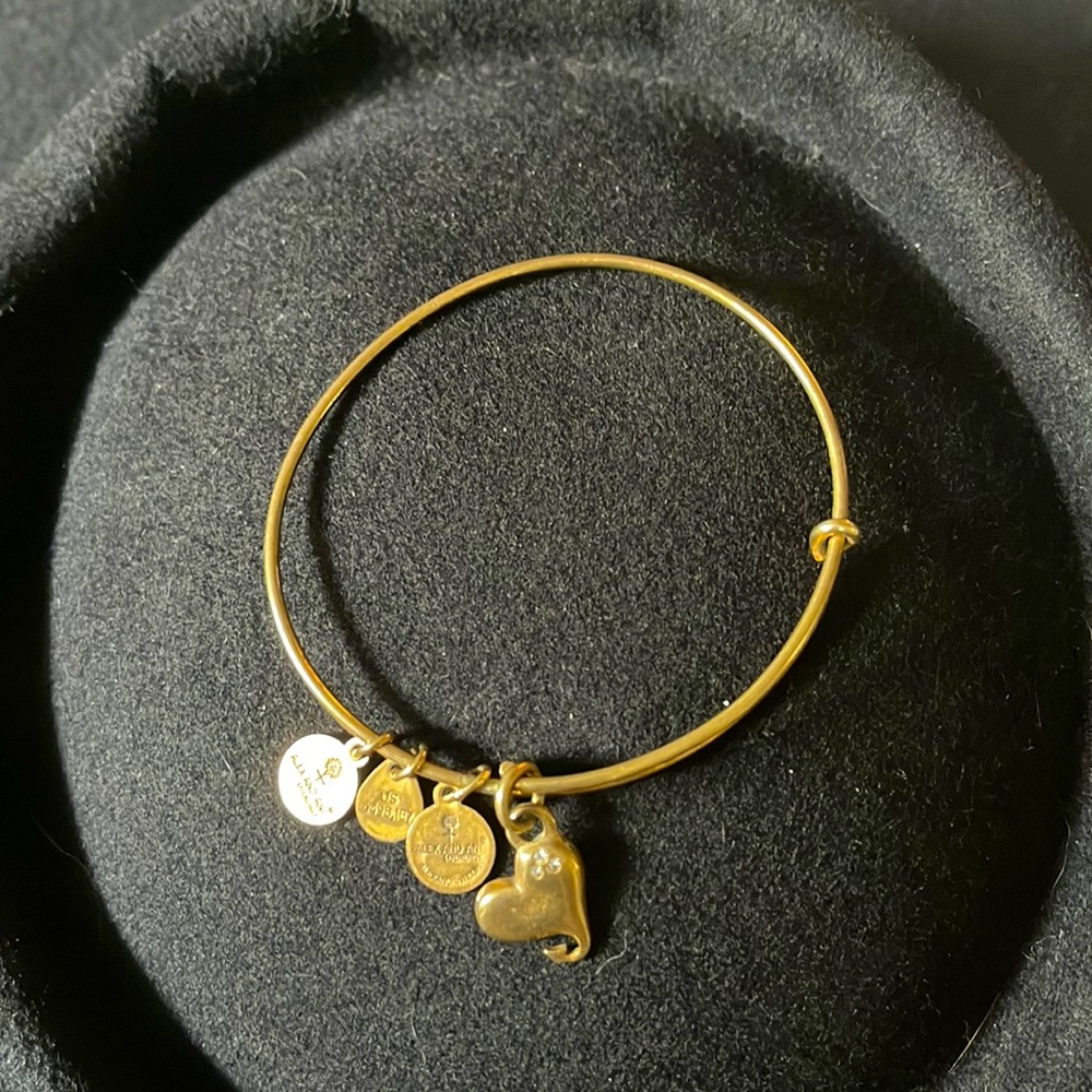 Brass Cupid’s Heart Bangle Bracelet